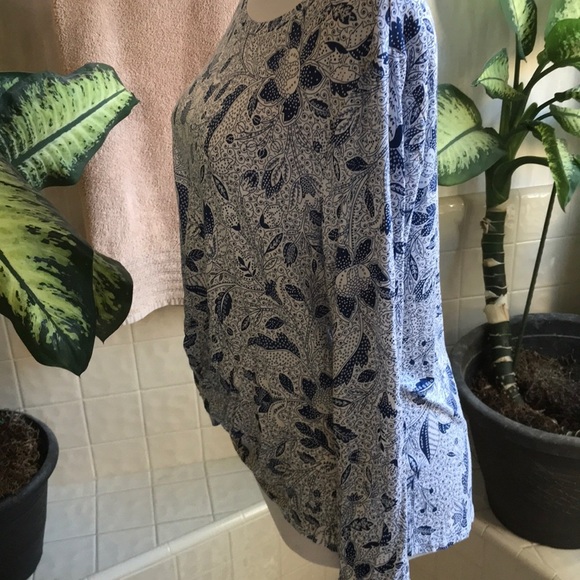 Style & Co. wrap style hem blue and white top - Picture 3 of 6